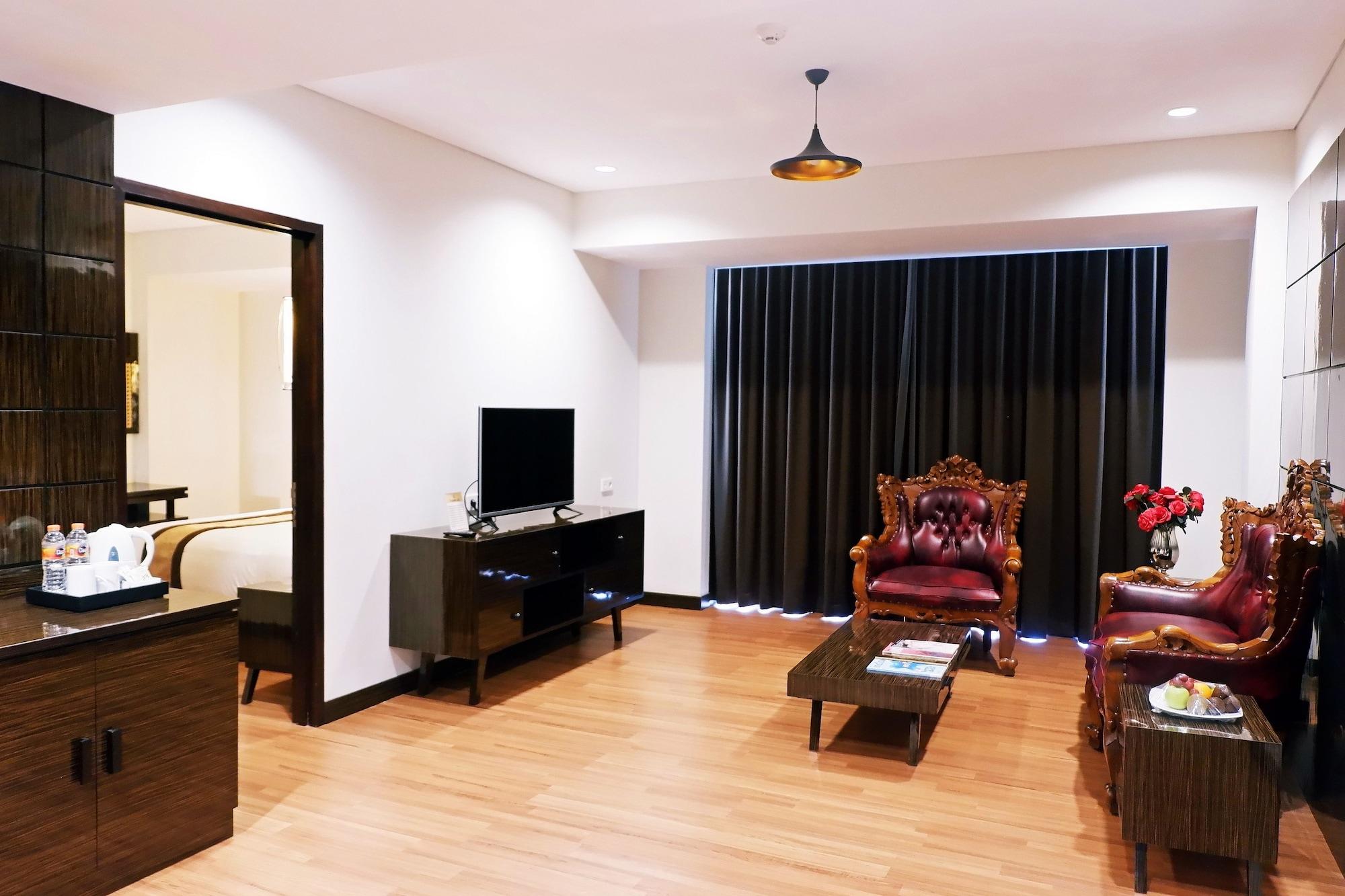 The Atrium Hotel & Resort Yogyakarta Melati Екстериор снимка