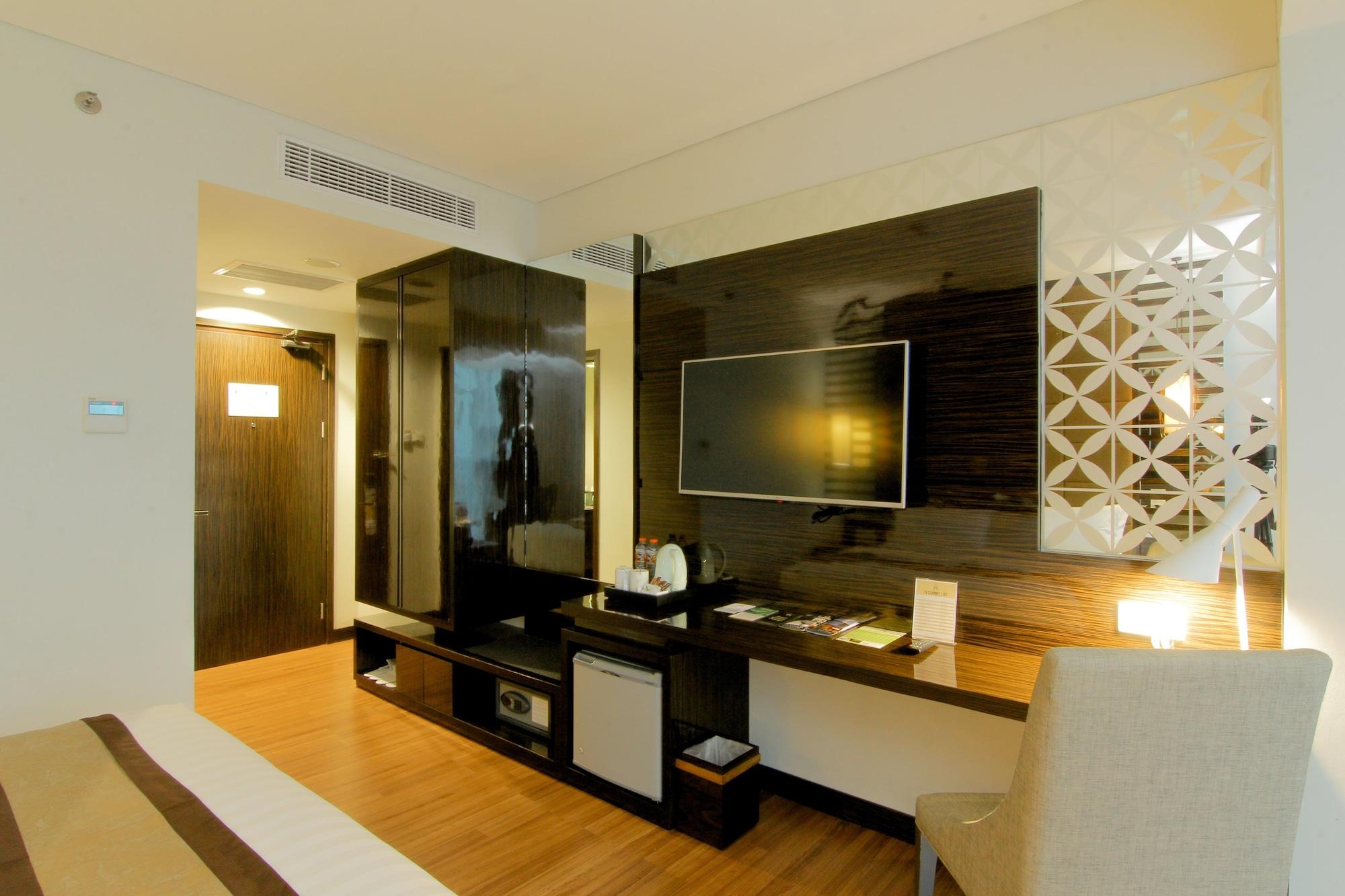 The Atrium Hotel & Resort Yogyakarta Melati Екстериор снимка