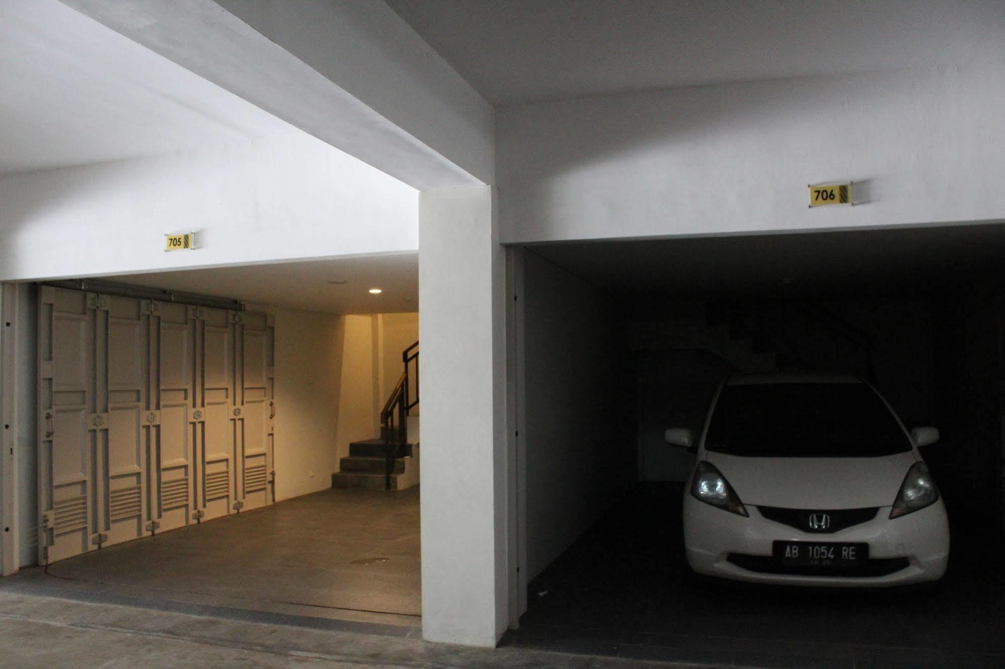 The Atrium Hotel & Resort Yogyakarta Melati Екстериор снимка